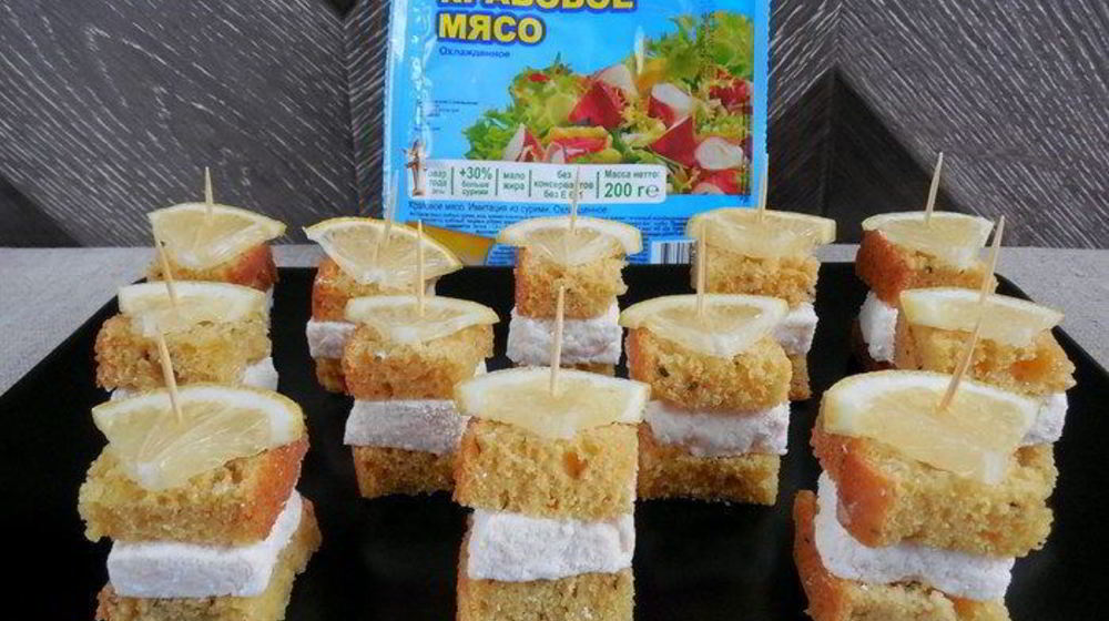 Как приготовить канапе с крабовым маршмеллоу