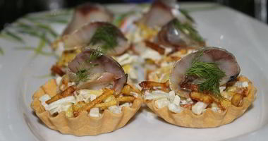 Рецепт Канапе с сельдью