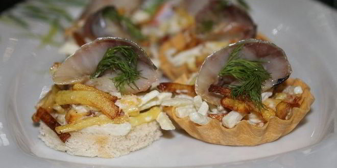 Рецепт канапе с сельдью