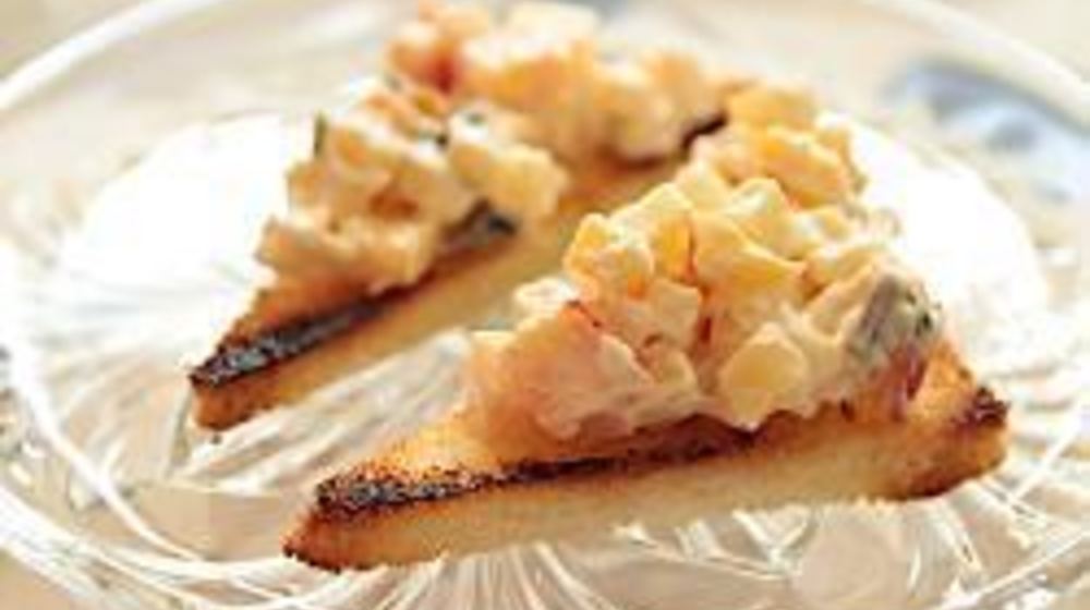 Как приготовить канапе с сыром, яблоком и орехами