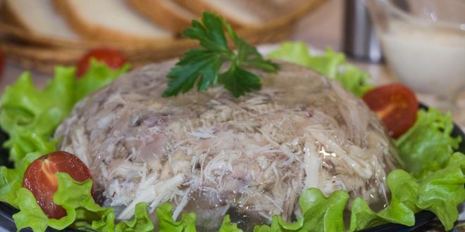 Рецепт холодца из курицы и свиных ножек