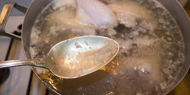 Рецепт холодца из курицы и свиных ножек