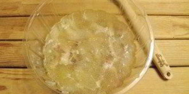 Рецепт холодца из свиных ножек