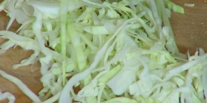 Рецепт хот-догов с зелеными овощами и горчичным майонезом