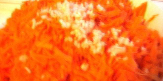 Рецепт моркови по-корейски с луком