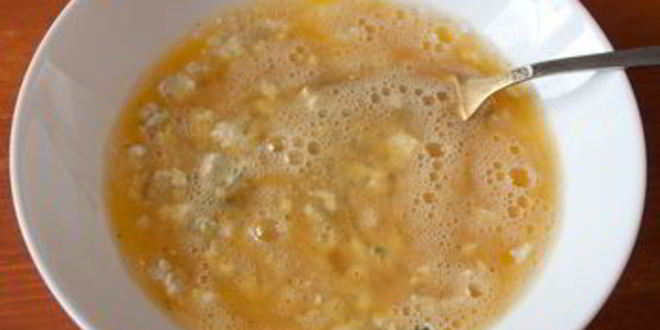 Рецепт фриттаты с грибами, цуккини и голубым сыром