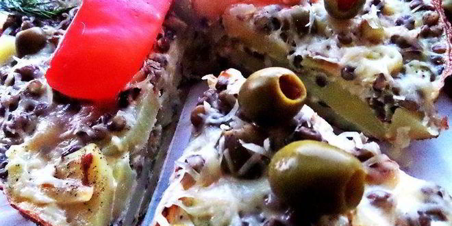 Рецепт фриттаты с картофелем, чечевицей и оливками