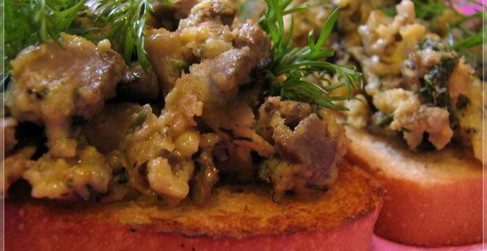 Рецепт омлет с беконом, пармезаном и зеленью