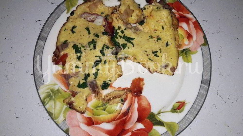 Как приготовить омлет с помидорами и беконом