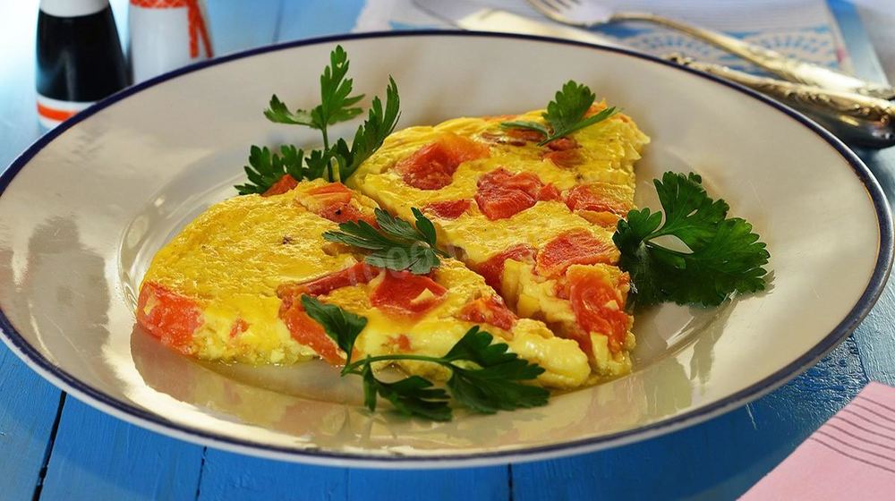 Как приготовить омлет с помидорами в духовке