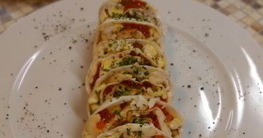 Рецепт Омлета в лаваше с икрой и сыром