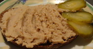 Рецепт Изысканого паштета из фасоли и орехов