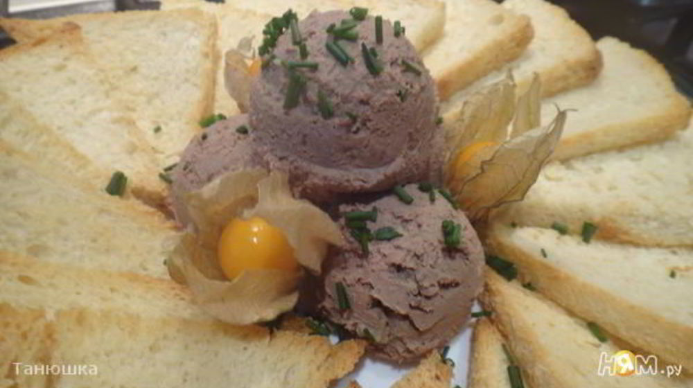 Как приготовить паштет из куринной печени с треугольниками мельбы