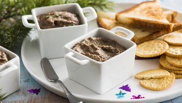 Рецепт Паштета из куриной печенки с яблоками и тимьяном