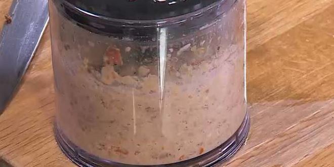 Рецепт паштета иза маши на хрустящиха гренкаха