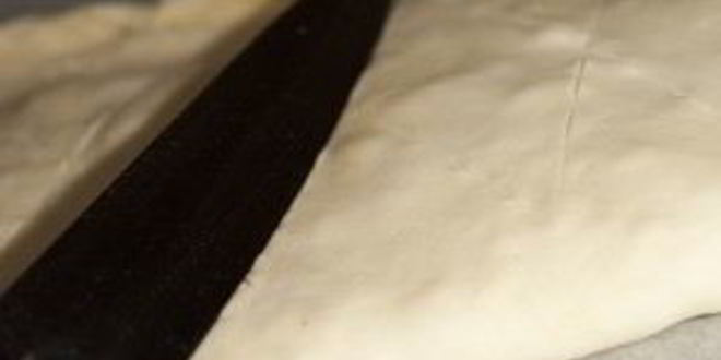 Рецепт паштета из телятины и грибов в слоеном тесте