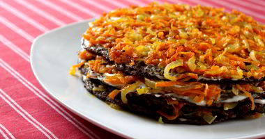 Рецепт Печеночного торта с морковью и луком