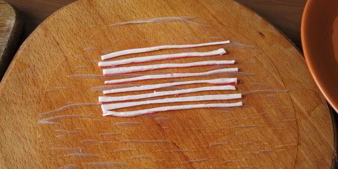 Рецепт роллов полосатики с крабовыми палочками