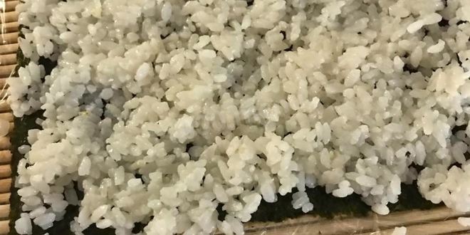 Рецепт роллов с красной икрой