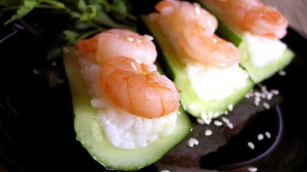 Как приготовить роллы с креветками в огурцах