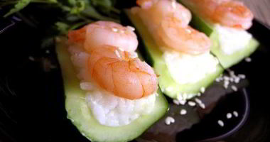 Рецепт Роллов с креветками в огурцах