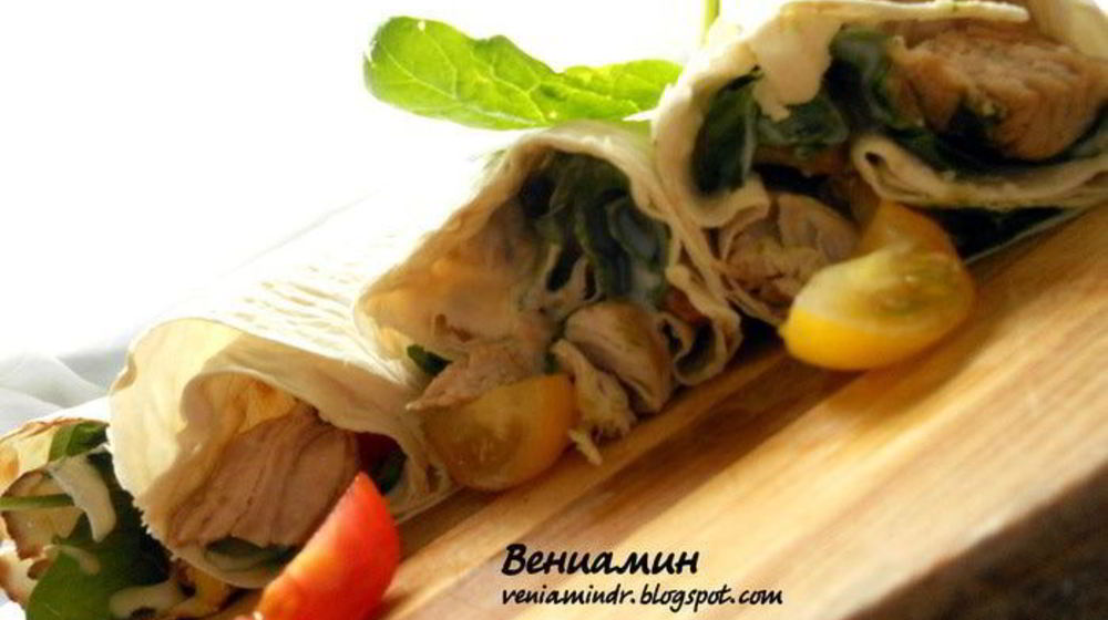Как приготовить роллы с куриным филе, помидорами и шпинатом
