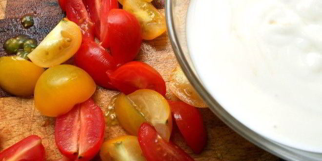 Рецепт роллов с куриным филе, помидорами и шпинатом