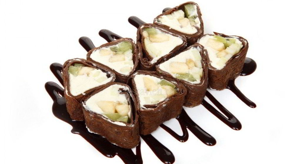 Как приготовить шоколадные роллы с яблоками и апельсинами