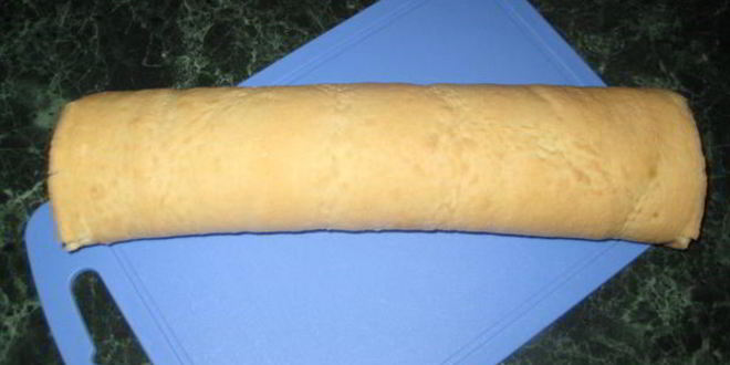 Рецепт бисквитного рулета с фундуком