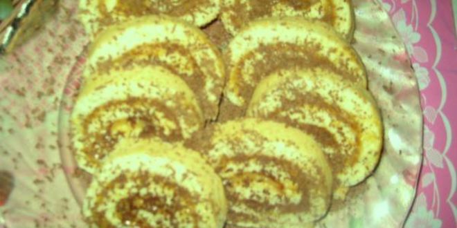 Рецепт бисквитного рулета с фундуком