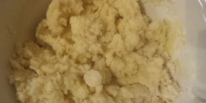 Рецепт картофельного рулета с колбаской