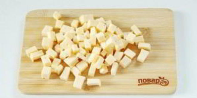 Рецепт куриного рулета с сыром и томатами