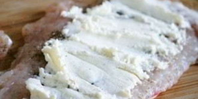 Рецепт куриных рулетиков в беконе