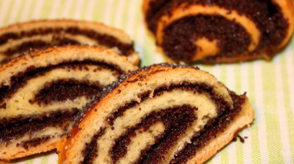 Как приготовить маковый рулет классический