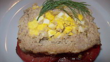 Рецепт Мясного рулета с яйцом и луком из моего детства