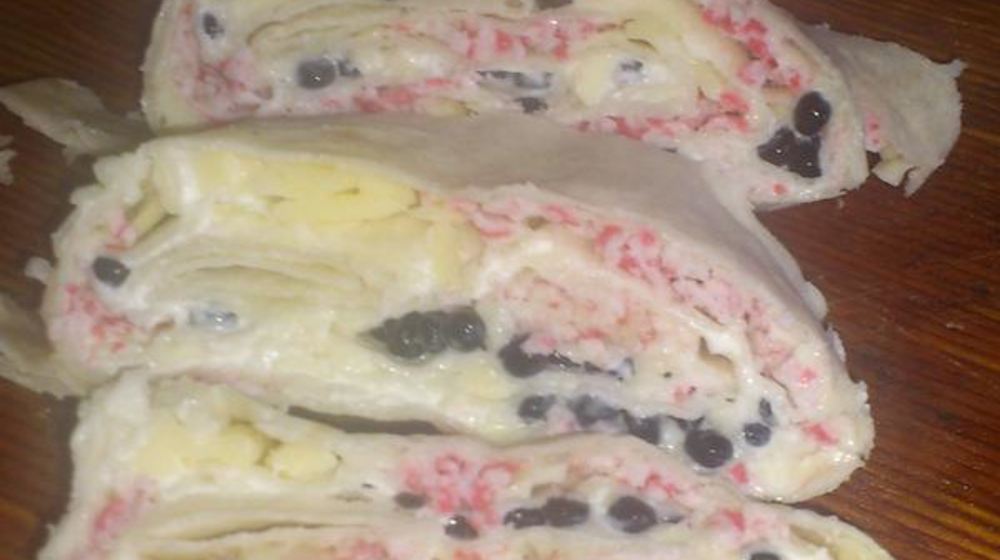 Как приготовить рулет из лаваша с икринкой