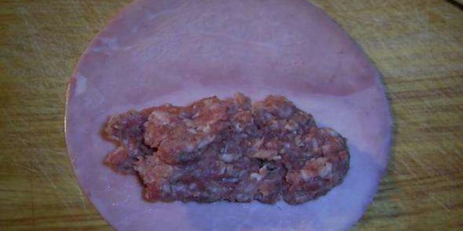 Рецепт рулетиков из фарша