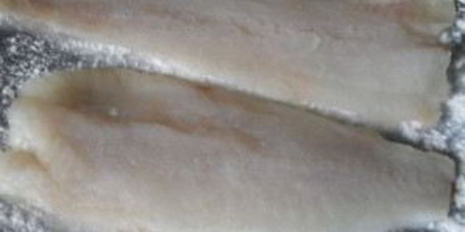 Рецепт рулетиков из рыбы с сыром