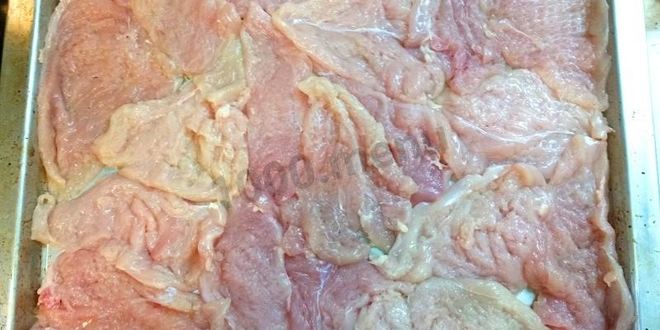 Рецепт рулетов из куриного филе с зеленью и черносливом