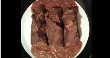 Рецепт Сочных швабских рулетиков с корнишонами