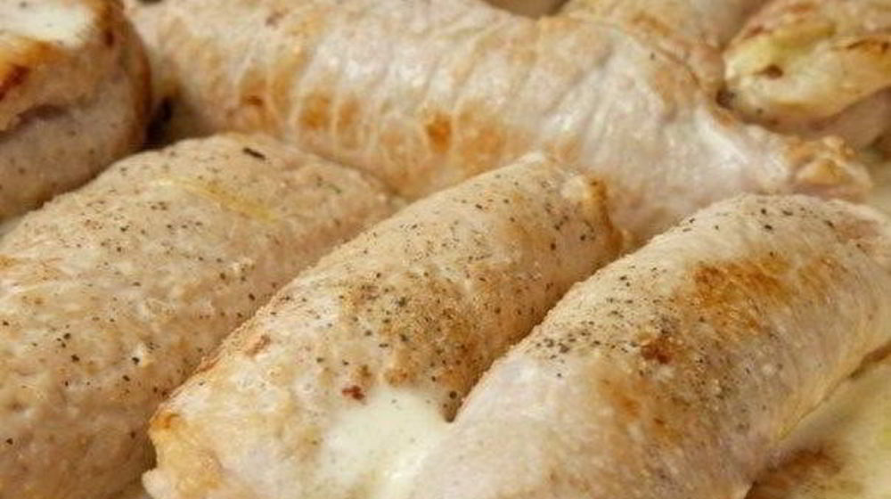 Как приготовить свиные рулетики с грибами и сыром