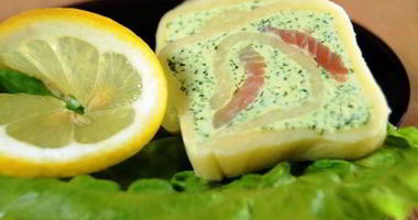 Рецепт Сырного рулета с семгой