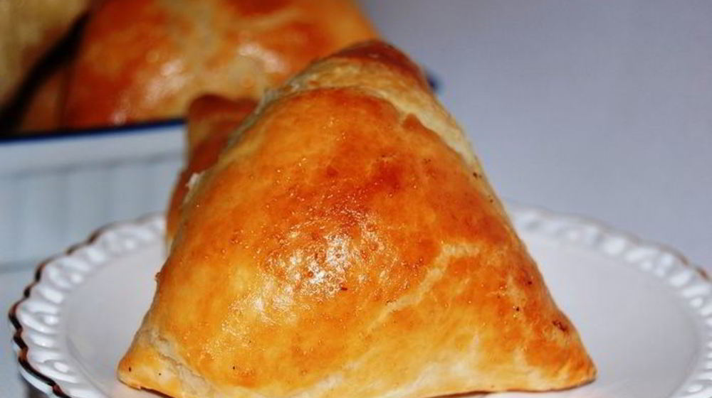 Как приготовить самсу слоеную с мясом
