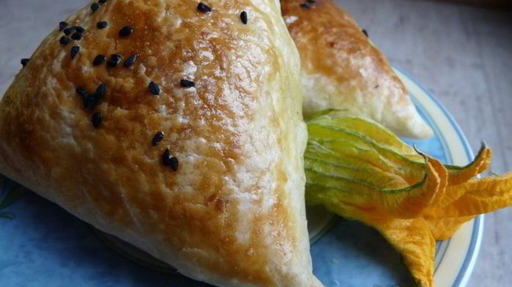 Как приготовить слоеную самсу с тыквой