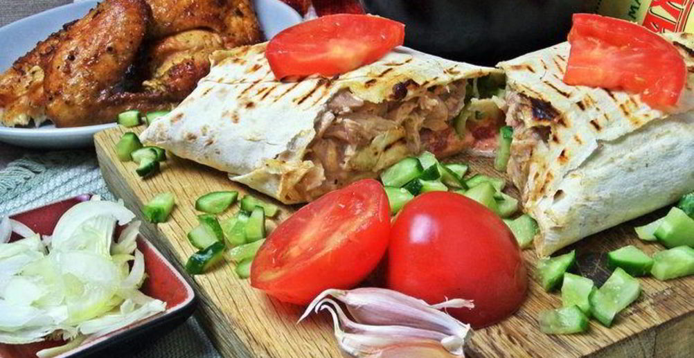 Рецепт шаурму с курицей и соусом тахини