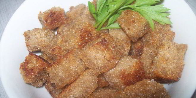 Рецепт чесночно-лимонных сухарики для салатов