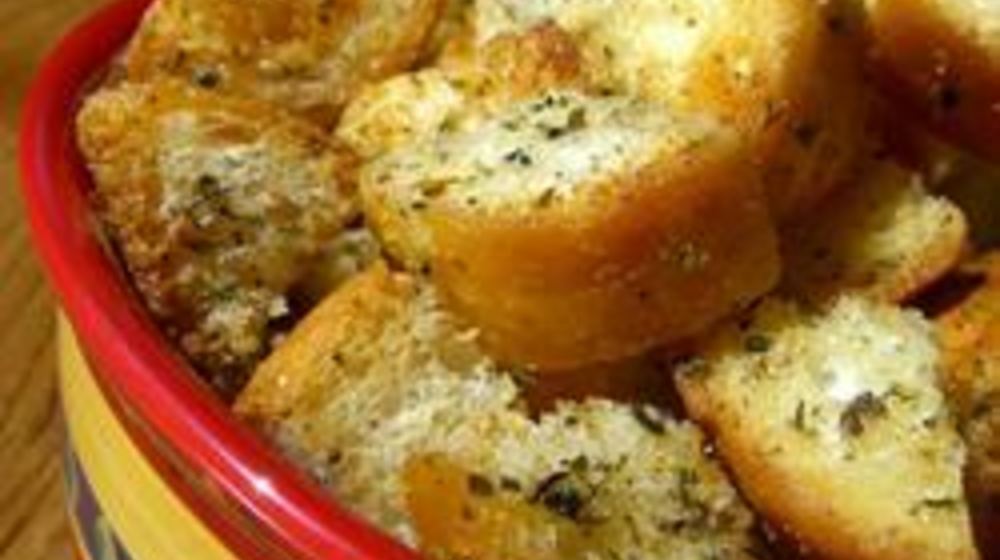 Как приготовить домашние сухарики для цезаря