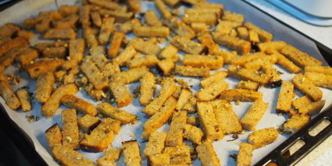 Рецепт пикантных сухариков к пиву