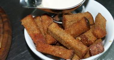 Рецепт Сухариков с чесноком