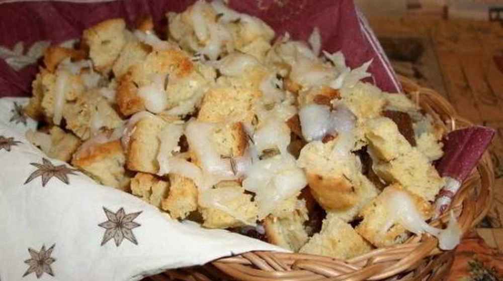 Как приготовить сухарики с сыром